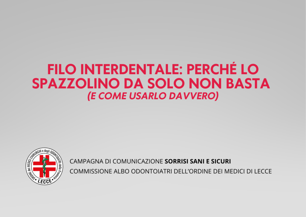 filo interdentale e spazzolino